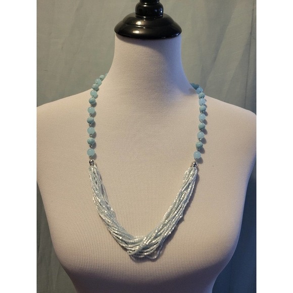 Blue Silver Necklace and earrings Set - Picture 4 of 4